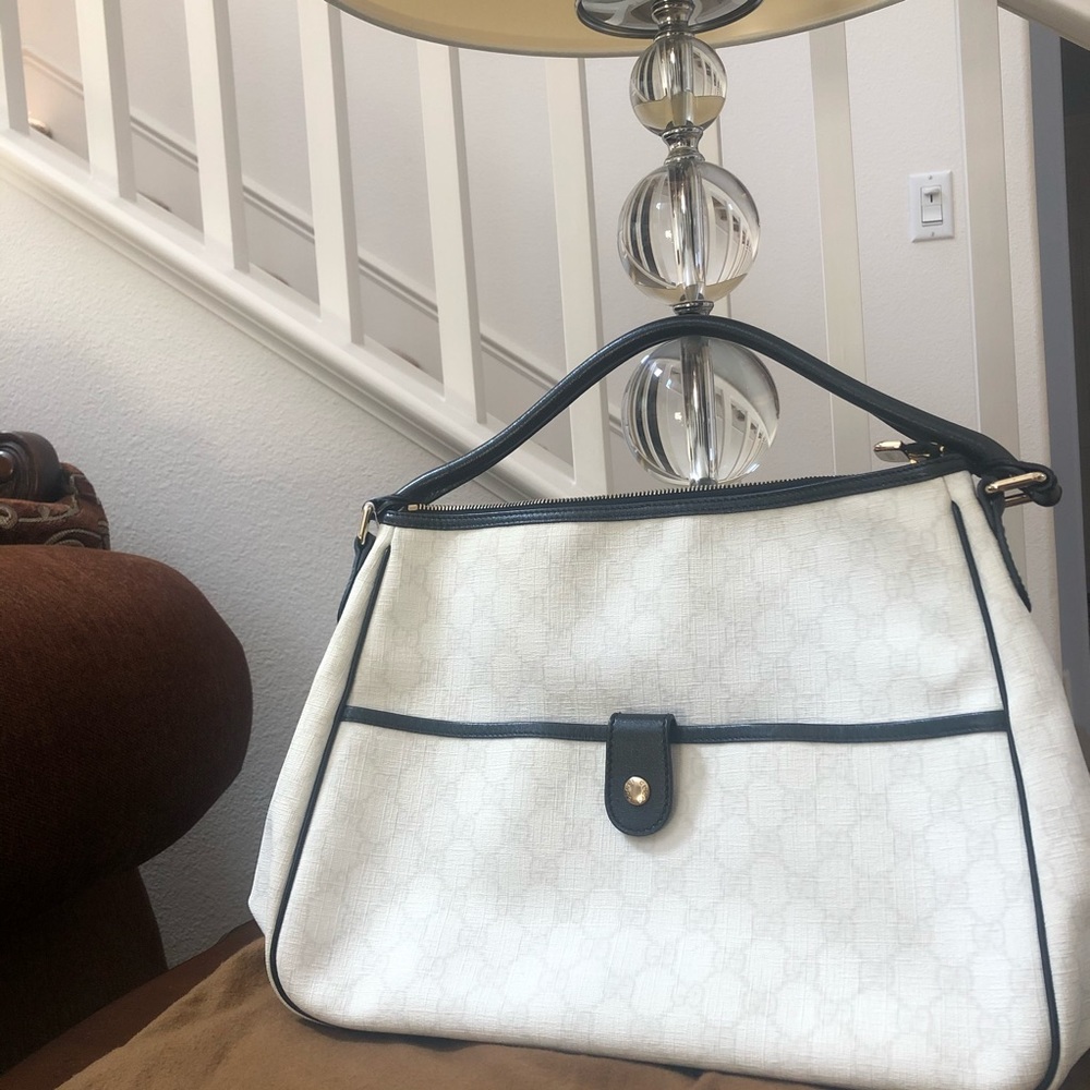 ❌SOLD❌Gucci supreme GG coated canvas shoulder bag - Picture 1 of 9